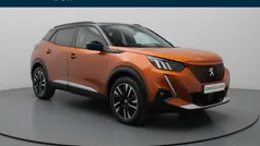 Oranje, metallic lak Gebruikt 2021 Peugeot e-2008 GT SUV | € 20.490 (Eerlijke prijs)