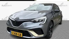 Grijs Gebruikt 2023 Renault Clio V Engineered Hatchback | € 20.950 (Goede deal)