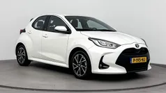 Gebruikt 2022 Toyota Yaris Hybrid Hatchback | € 21.999 (Eerlijke prijs)