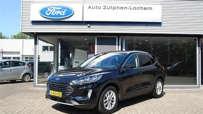 Zwart (metallic) Occasion 2020 Ford Kuga Titanium X SUV | € 21.840 (Goede deal)
