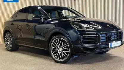 Occasion Porsche Cayenne Platinum Edition 476 PK (350 kW) 2022 Blauw (metallic) SUV