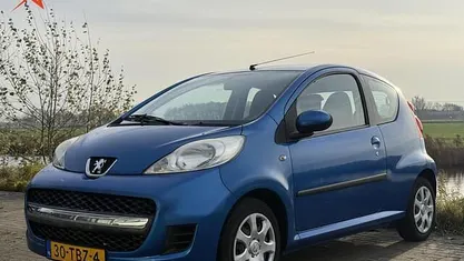 Blauw Gebruikt 2012 Peugeot 107 Hatchback | € 3.499 (Eerlijke prijs)