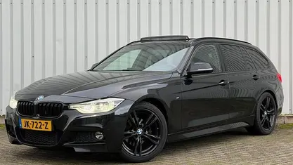 Occasion 2016 BMW 318 Executive Stationwagen | € 14.945 (Eerlijke prijs)