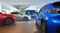 Blauw Gebruikt 2022 Peugeot e-208 Active Hatchback | € 14.740 (Super prijs)