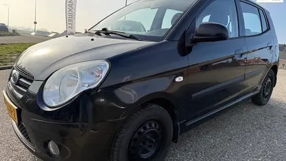 Occasion 2009 Kia Picanto Hatchback | € 2.799 (Eerlijke prijs)