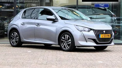 Occasion 2021 Peugeot 208 Allure Hatchback | € 16.987 (Eerlijke prijs)