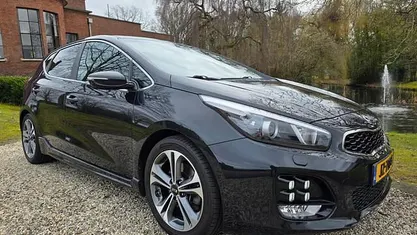 Occasion Kia Ceed GT-Line 120 PK (88 kW) 2016 Zwart Hatchback