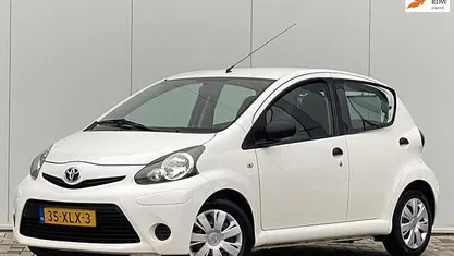 Occasion 2012 Toyota Aygo Hatchback | € 2.900 (Eerlijke prijs)