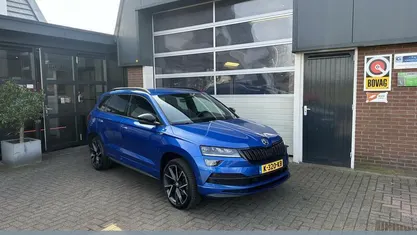 Blauw Gebruikt 2021 Skoda Karoq Business Line SUV | € 23.950 (Eerlijke prijs)
