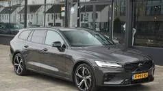 Gebruikt 2022 Volvo V60 Plus Stationwagen | € 35.980 (Eerlijke prijs)