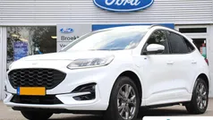 Gebruikt 2023 Ford Kuga ST-Line SUV | € 25.395 (Goede deal)