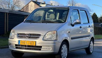 Occasion 2003 Opel Agila Comfort Hatchback | € 1.250 (Eerlijke prijs)