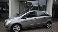 Grijs Gebruikt 2005 Mercedes B150 MPV | € 2.750 (Eerlijke prijs)