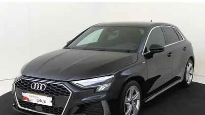 Occasion Audi A3 Sportback S-Line 110 PK (80 kW) 2021 Zwart Hatchback