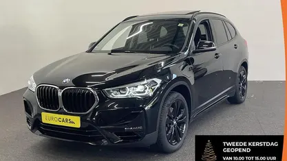 Zwart Gebruikt 2021 BMW X1 Sport Line SUV | € 26.990 (Eerlijke prijs)