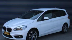 Wit Gebruikt 2018 BMW 218 Executive Stationwagen | € 15.895 (Goede deal)