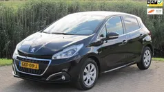 Zwart Gebruikt 2019 Peugeot 208 Allure Hatchback | € 9.990 (Super prijs)