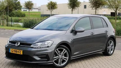 Occasion 2019 VW Golf VII R-line Hatchback | € 22.450 (Eerlijke prijs)