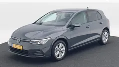 Grijs Gebruikt 2024 VW Golf VIII Life Hatchback | € 26.850 (Goede deal)
