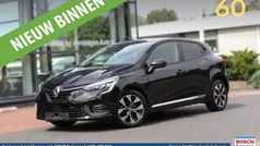 Zwart Gebruikt 2023 Renault Clio V Evolution Hatchback | € 16.950 (Goede deal)