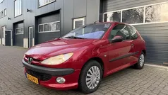 Gebruikt 2003 Peugeot 206 Premium Hatchback | € 2.499 (Eerlijke prijs)