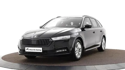Occasion 2023 Skoda Octavia Business Line Stationwagen | € 25.440 (Eerlijke prijs)