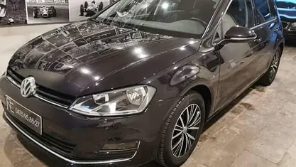 Gebruikt 2016 VW Golf Allstar Sedan | € 14.990 (Eerlijke prijs)