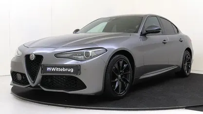 Occasion Alfa Romeo Giulia Super 203 PK (149 kW) 2020 Grijs (metallic) Sedan