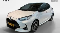 Wit Gebruikt 2021 Toyota Yaris Hybrid Executive Hatchback | € 24.490 (Eerlijke prijs)