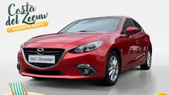 Rood Gebruikt 2015 Mazda 3 Hatchback | € 10.920 (Goede deal)