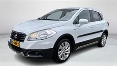 Gebruikt 2015 Suzuki SX4 S-Cross Exclusive SUV | € 13.990 (Eerlijke prijs)