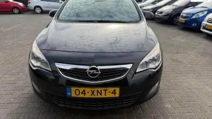Occasion Opel Astra Sport 140 PK (102 kW) 2012 Zwart Stationwagen