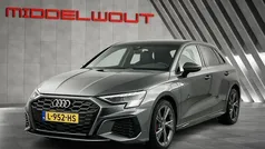 Grijs Gebruikt 2021 Audi A3 Sportback Competition Hatchback | € 32.950 (Eerlijke prijs)