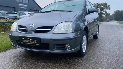 Occasion Nissan Almera Tino Visia 116 PK (85 kW) 2004 Grijs MPV