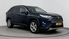 Blauw Gebruikt 2021 Toyota RAV4 Hybrid Style SUV | € 37.999 (Eerlijke prijs)