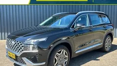 Zwart Gebruikt 2021 Hyundai Santa Fe Comfort SUV | € 35.935 (Eerlijke prijs)