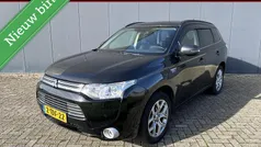 Zwart Gebruikt 2013 Mitsubishi Outlander P-HEV Intense+ SUV | € 8.450 (Goede deal)