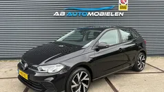Zwart Gebruikt 2022 VW Polo Life Hatchback | € 16.950 (Eerlijke prijs)