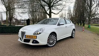 Occasion Alfa Romeo Giulietta Distinctive 170 PK (125 kW) 2010 Hatchback