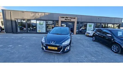 Blauw (metallic) Gebruikt 2013 Peugeot 308 Style Hatchback | € 5.450 (Super prijs)