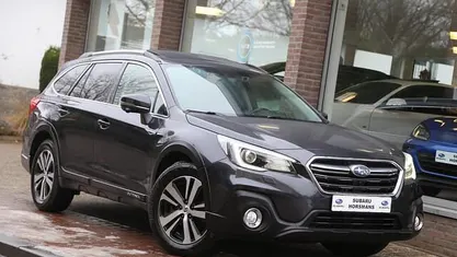Grijs (metallic) Occasion 2018 Subaru Outback Premium Stationwagen | € 28.950 (Eerlijke prijs)