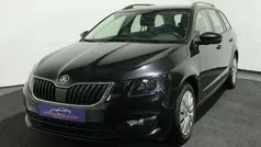 Zwart Gebruikt 2018 Skoda Octavia Ambition Stationwagen | € 12.998 (Super prijs)