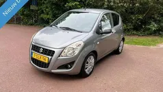 Grijs, metallic lak Gebruikt 2013 Suzuki Splash Exclusive Hatchback | € 3.995 (Eerlijke prijs)