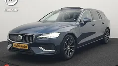 Gebruikt 2023 Volvo V60 Plus Stationwagen | € 37.930 (Eerlijke prijs)