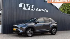 Grijs Gebruikt 2024 Toyota Yaris Cross SUV | € 26.500 (Goede deal)
