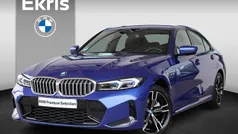 Blauw Gebruikt 2024 BMW 320e Comfort Edition Sedan | € 39.900 (Super prijs)