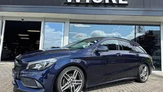 Blauw, metallic lak Gebruikt 2018 Mercedes CLA180 Shooting Brake Business Stationwagen | € 17.400 (Goede deal)