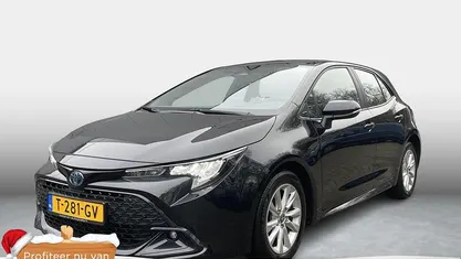 Gebruikt 2023 Toyota Corolla Hybrid Active Hatchback | € 26.400 (Eerlijke prijs)