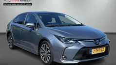 Grijs Gebruikt 2020 Toyota Corolla Sedan | € 20.901 (Eerlijke prijs)