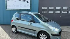 Grijs Gebruikt 2005 Peugeot 1007 Hatchback | € 2.750 (Eerlijke prijs)